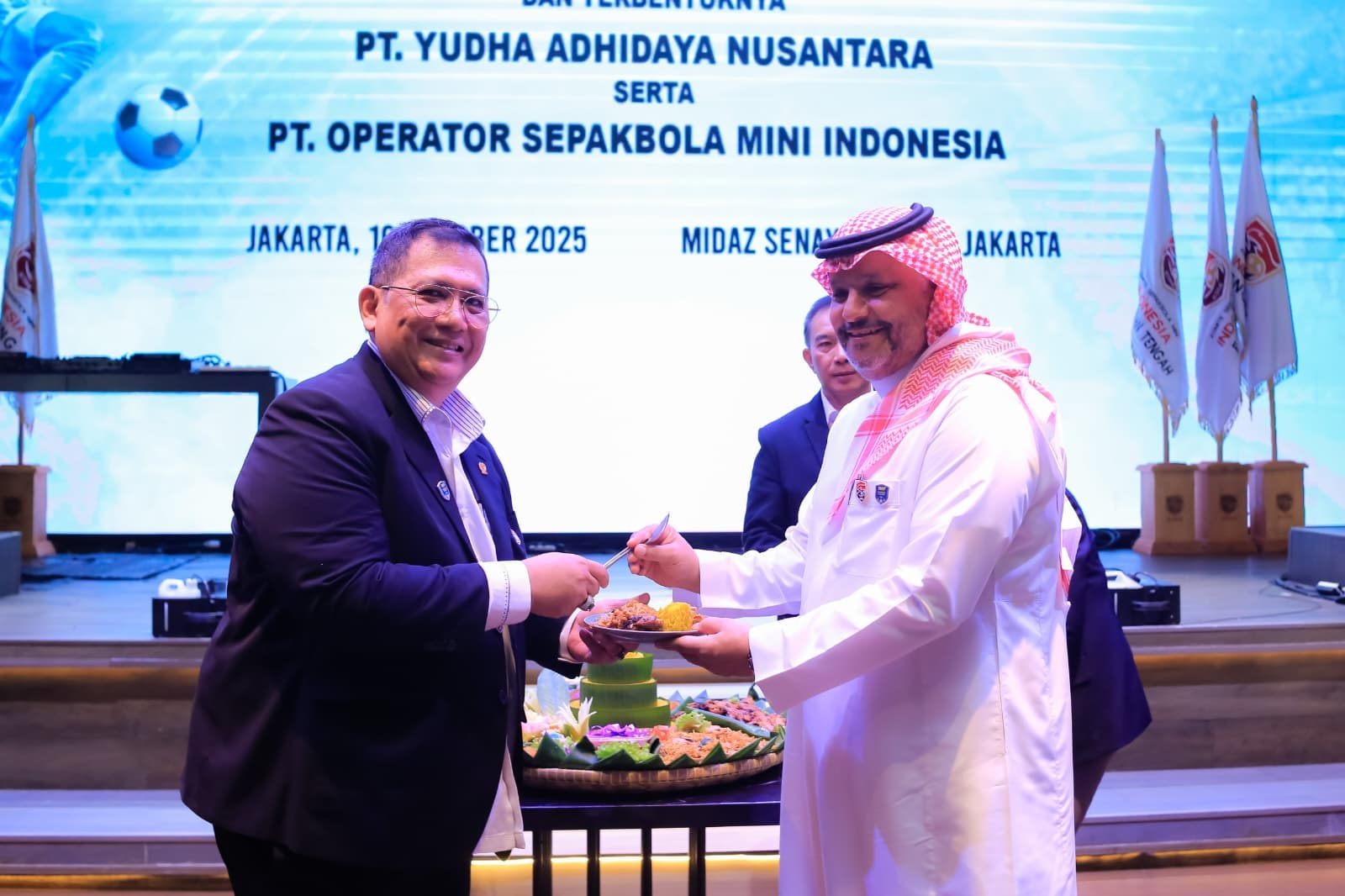 Perjanjian Kerjasama Ketum KSMI dengan Ketua Federasi IMF
